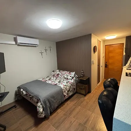 Estudio Moderno En El Centro De Santiago
